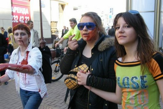 freaky zombie walk parade 02 freaky zombie walk parade 02 in Scary Zombie Walk Parades