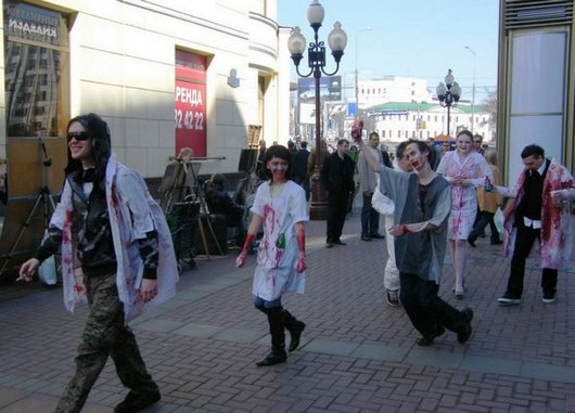 freaky zombie walk parade 03 freaky zombie walk parade 03 in Scary Zombie Walk Parades