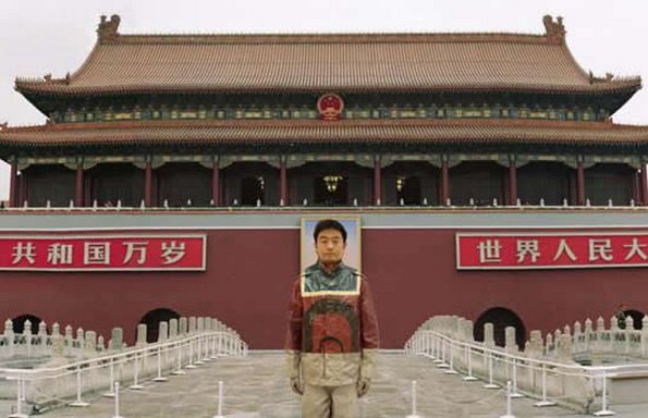 Liu Bolin invisible man series of artwork Liu Bolin invisible man series of artwork