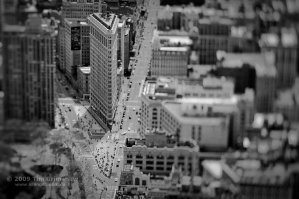 nyc london photography grimshaw 10 in Amazing Tilt Shift Lenses Photography by Tim Grimshaw
