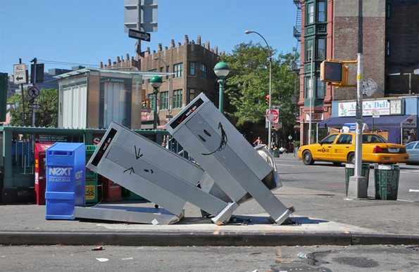banksy street graffiti art 25 in Banksy   Street Graffiti Artist That Makes You Wonder