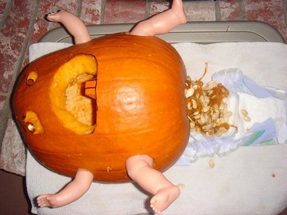 [Image: fun-creations-using-food-19.jpg]