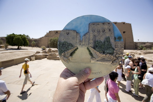 souvenirs creative photography 52 in Souvenir Photography   Souvenirs fitting in the Real World