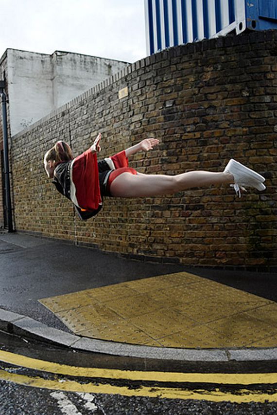 Levitation Photography - People Flying