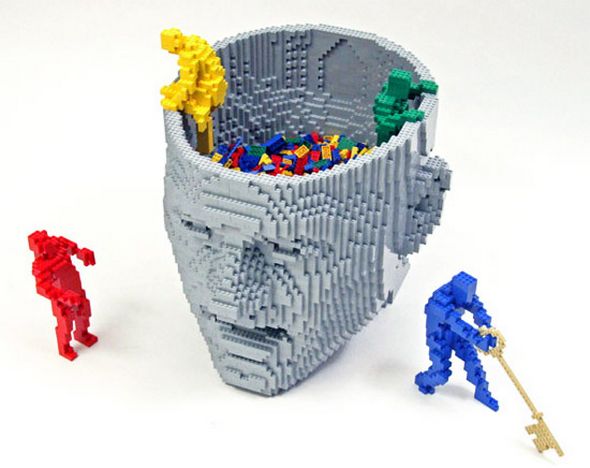 nathan sawaya lego brick scultpure 14 in The Art of the Brick   Giant Lego Sculptures by Nathan Sawaya