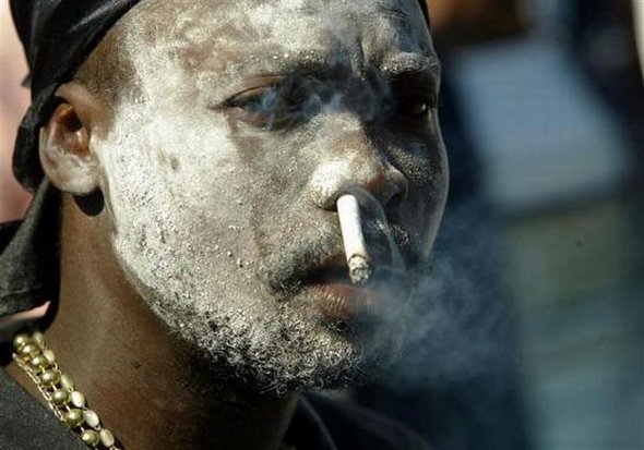 funny smokers around the world 13 in Smokers From All Around the World: Smoking Like A Chimney