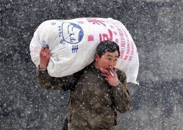 funny smokers around the world 20 in Smokers From All Around the World: Smoking Like A Chimney