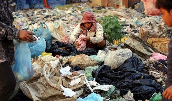 garbage dump in phnom penh 84 garbage dump in phnom penh 84 in Garbage dump in Phnom Penh: 2000 People Collecting Rubbish to Survive
