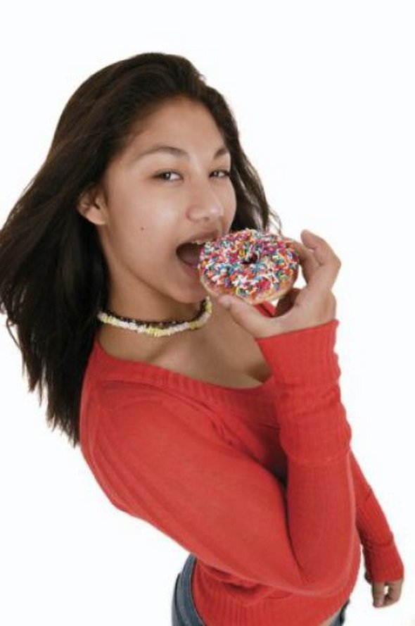 girls and dounuts 13 in Sweet Girls With Donuts   Beautiful Sight