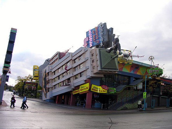 buildings That Seemingly Could Collapse In A Second