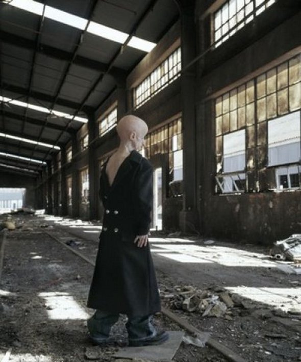 human alien leon botha 20 in Alien Leon: Living Alien is Walking Among Us