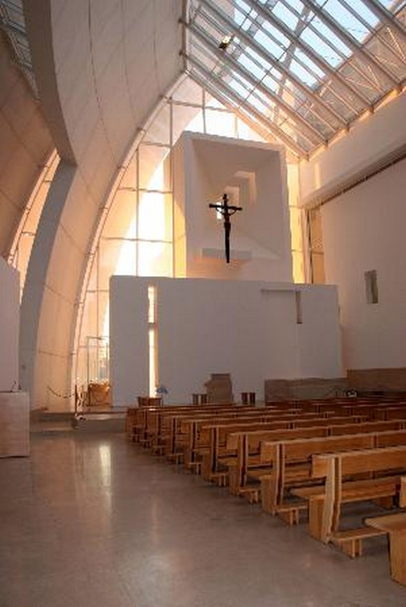 16 Amazing and Unique Modern Church Designs