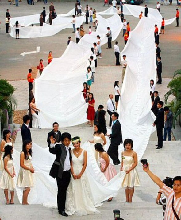 Strange And Unique Wedding Dress