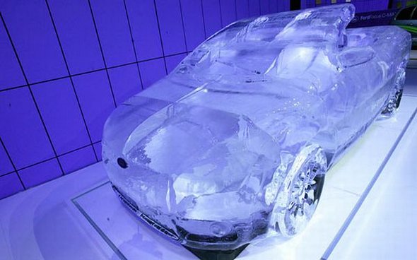 14 coolest ice car sculptures 03 in 14 Coolest Ice Car Sculptures 