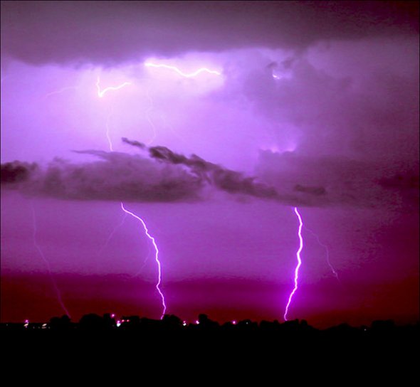 30 Fantastic Examples of Lightning Photography