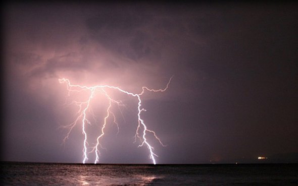 30 lightning photography 08 in 30 Fantastic Examples of Lightning Photography