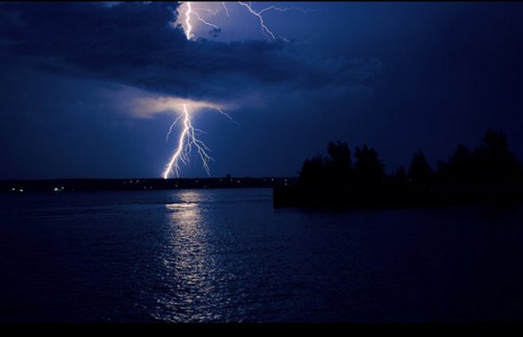30 Fantastic Examples of Lightning Photography 30 lightning photography 19 in 30 Fantastic Examples of Lightning Photography