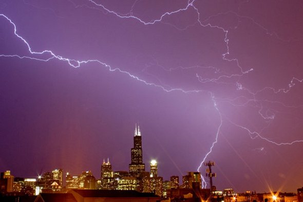 30 Fantastic Examples of Lightning Photography 30 lightning photography 29 in 30 Fantastic Examples of Lightning Photography