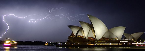 30 Fantastic Examples of Lightning Photography 30 lightning photography 31 in 30 Fantastic Examples of Lightning Photography