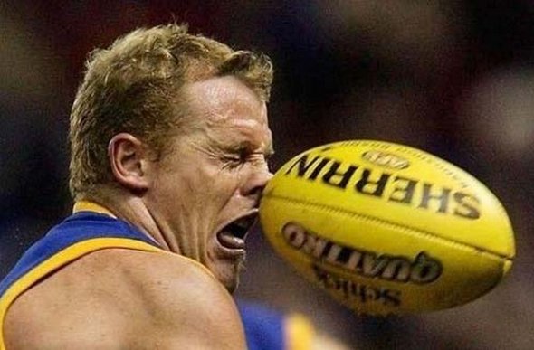 31 Crazy and Funny Sports Photos Taken at The Right Moment