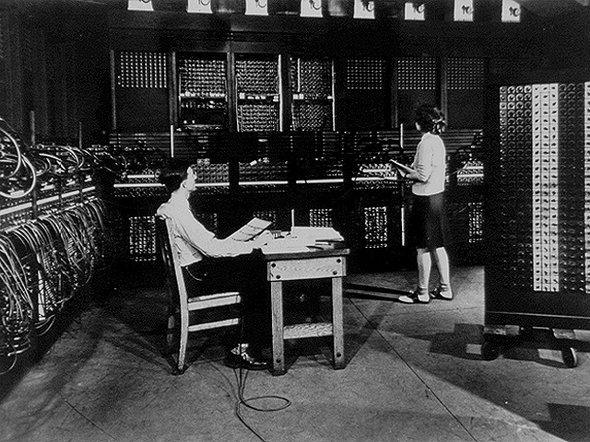 Old Photos of the First Generation Of Computers