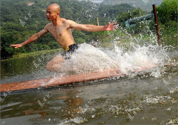 gliding on water by monk 09 in Gliding on Water (Qing Gong) Performed by Monk of South Shaolin Temple