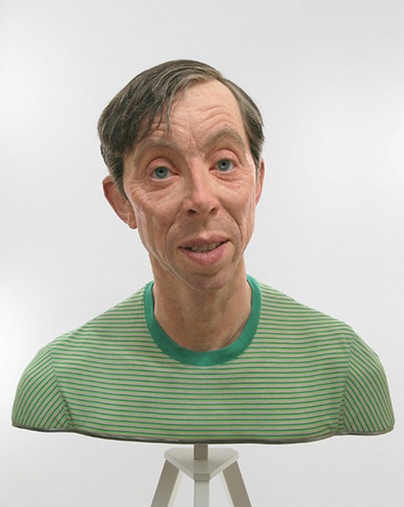 hyper real sculptures of evan penny 15 in Stooped People in Hyper real Sculptures of Evan Penny