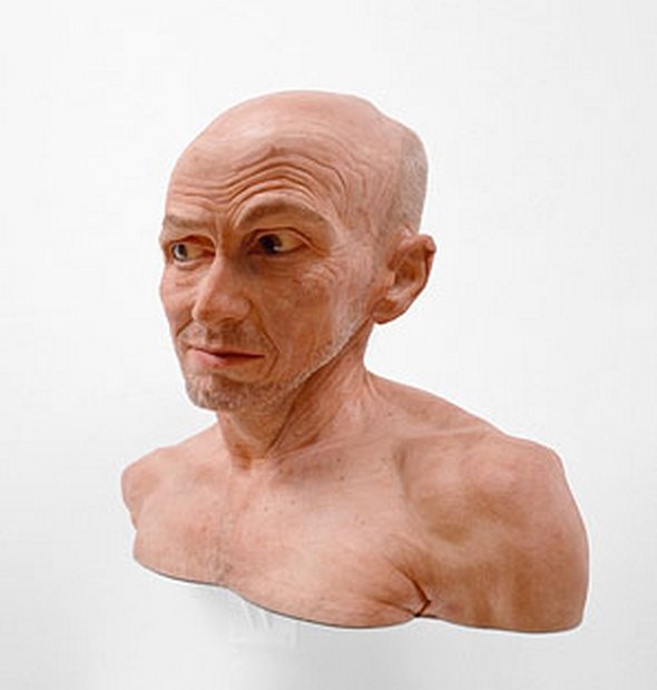 Stooped People in Hyper-real Sculptures of Evan Penny hyper real sculptures of evan penny 23 in Stooped People in Hyper real Sculptures of Evan Penny