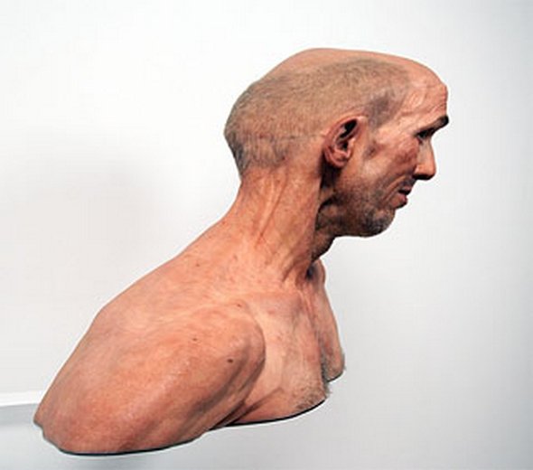 Stooped People in Hyper-real Sculptures of Evan Penny hyper real sculptures of evan penny 24 in Stooped People in Hyper real Sculptures of Evan Penny