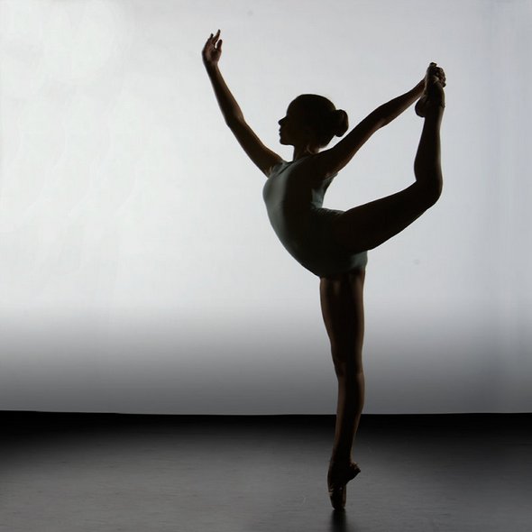 incredible beautiful slhouette 15 in Incredible Beautiful Silhouette of Ballet Dancers