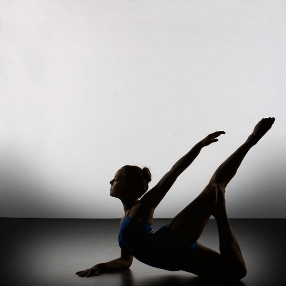 incredible beautiful slhouette 21 in Incredible Beautiful Silhouette of Ballet Dancers