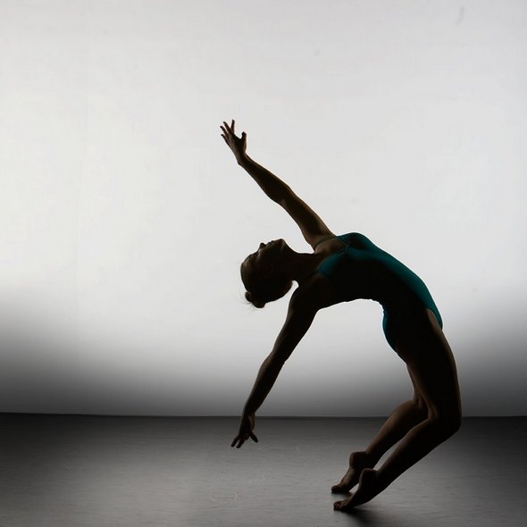 incredible beautiful slhouette 23 in Incredible Beautiful Silhouette of Ballet Dancers