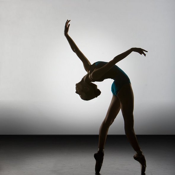 incredible beautiful slhouette 24 in Incredible Beautiful Silhouette of Ballet Dancers