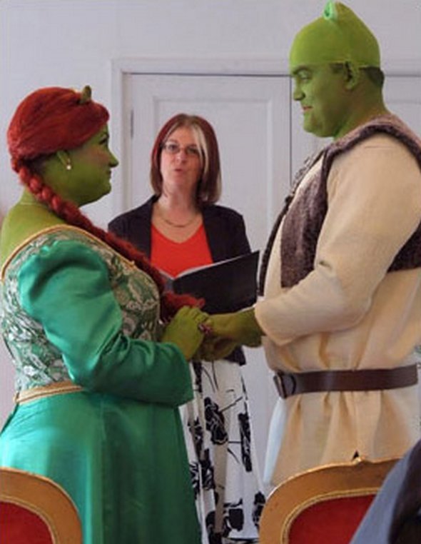 real life shrek wedding 07 in Real life Shrek Wedding?