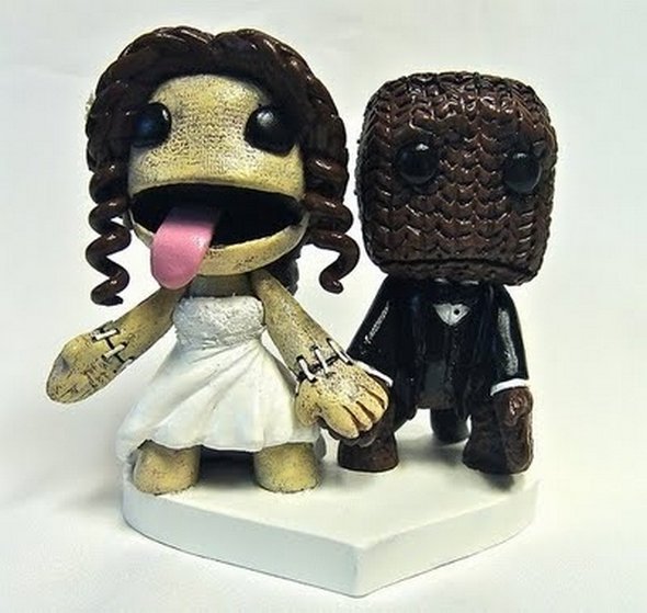 Unique Wedding Cake Toppers for Crazy Marriage Start unique wedding cake toppers 17 in Unique Wedding Cake Toppers for Crazy Marriage Beginning