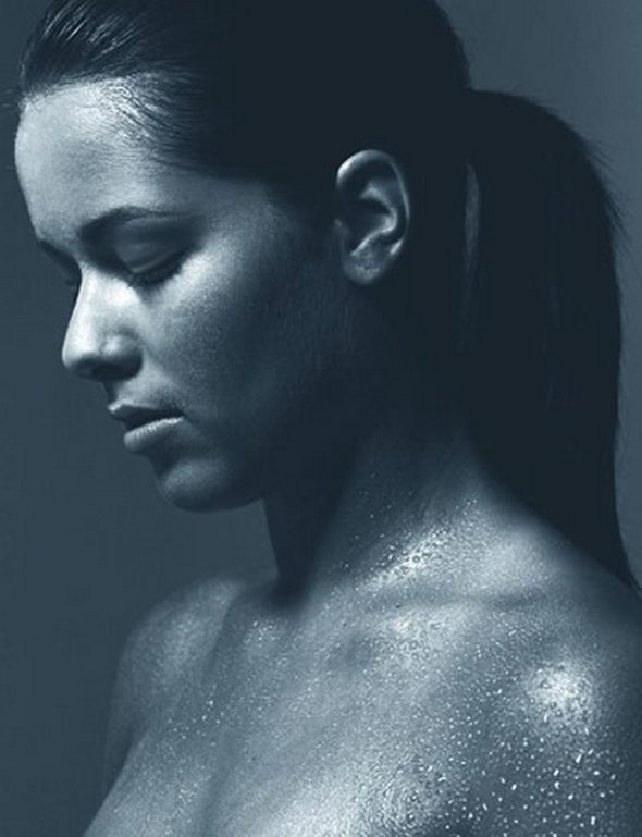 Tennis Beauty Duel: Ivanovic
& Sharapova Tennis Beauty Duel: Ivanovic & Sharapova