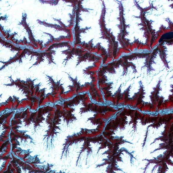 50 stunning satellite photos 27 in 50 Stunning Satellite Photos of Earth