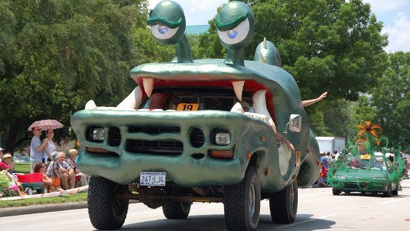 top 30 weirdest cars ever made 04 in Top 30 Weirdest Cars Ever Made