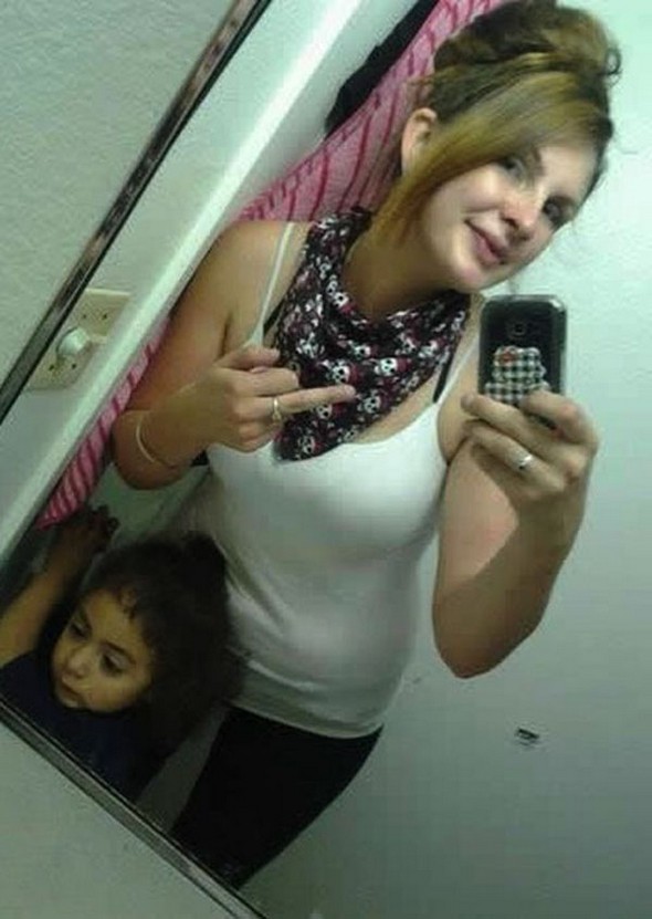 mothers who do not should be 07 in Worst Mothers Ever: Top 8 Parenting Fails
