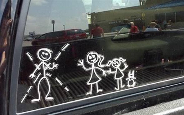 hilarious family car stickers 08 in Family Car Stickers Which You Will Copy