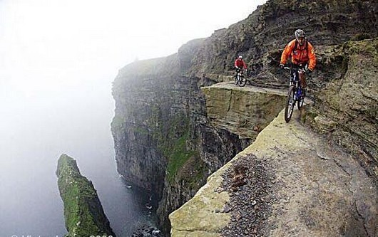 terrifying bike trail 04 in The Most Dangerous Bike Ride Trail