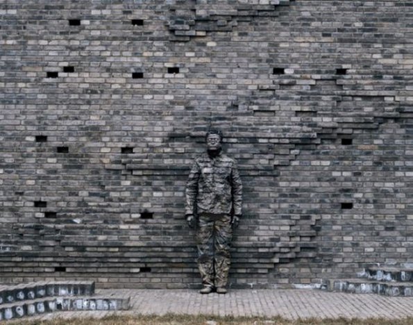 liu bolin invisible man 13 in Camouflage by Liu Bolin   Invisible Man Series