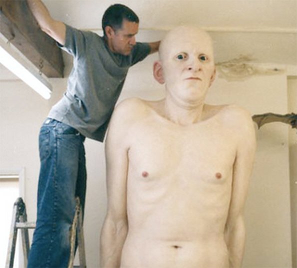 ron mueck artwork sculpture 34 in Ron Muech   Hyper Realist Sculptor