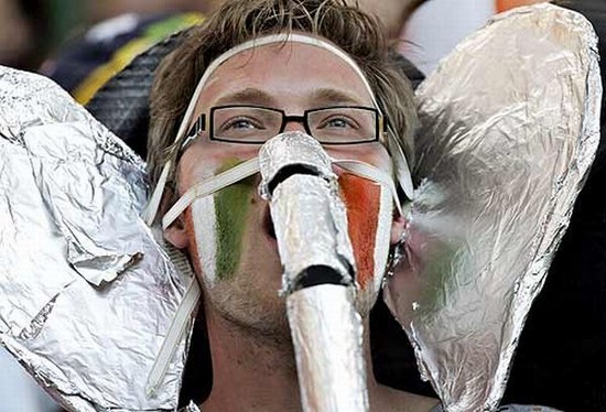 crazy sport fans15 in Craziest Sports Fans On Earth