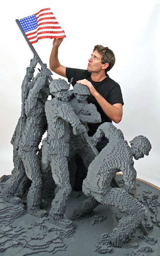 lego sculptures 10 in Lego Huge Sculptures