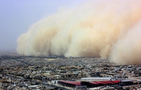 riyad06 in Riyad sand storm   massive sandstorm hits Saudi Arabia