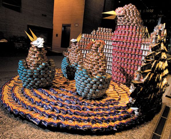 top canstruction sculpture 24 in 65 Unbelievable Canstruction Sculptures