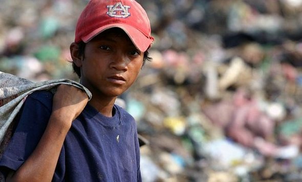 garbage dump in phnom penh 14 in Garbage dump in Phnom Penh: 2000 People Collecting Rubbish to Survive