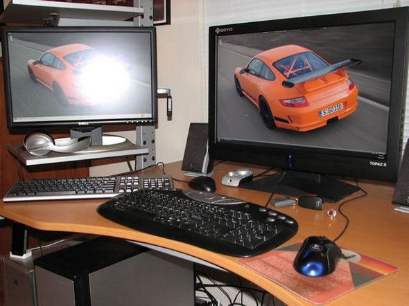 100 impressive computer workstations 14 in 100 Photographs of Impressive Computer Workstations