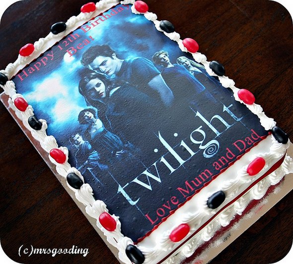 amazing twilight inspired cakes 30 in Amazing Twilight Inspired Cakes 